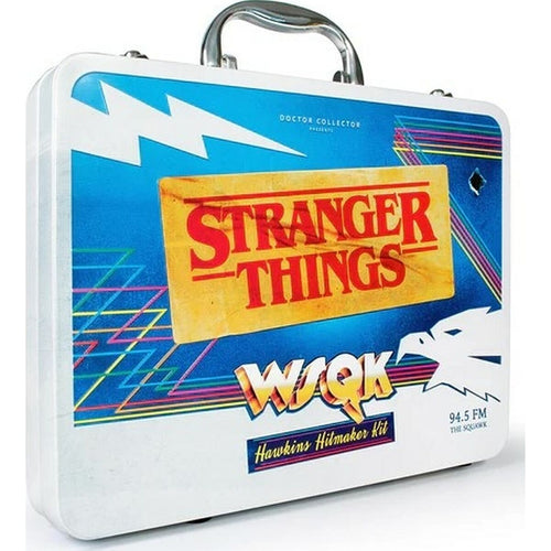 Maletín metálico Stranger Things Hawkins Hitmaker Kit de Doctor Collector con diseño retro de la radio WSQK